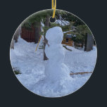 Happy Winter Snowman uit Tahoe City Keramisch Ornament<br><div class="desc">World2Celebrate: Happy Winter,  Snowman,  Tahoe City,  Californië,  VS,  21 december 2021</div>