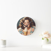 Happy Woman Eating Ice Cream Ronde Klok (Huis)