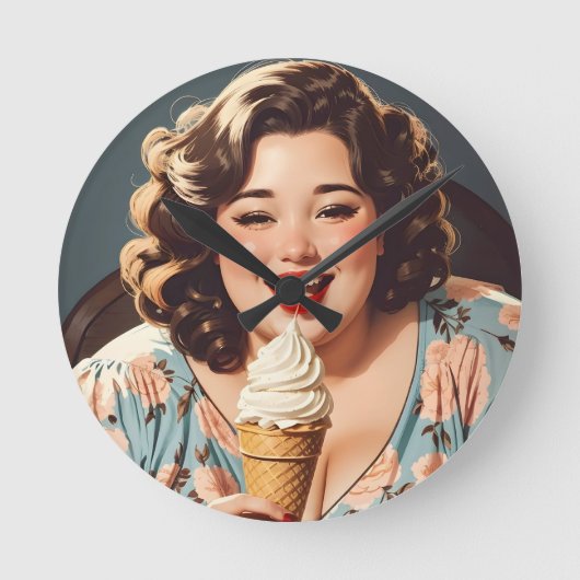 Happy Woman Eating Ice Cream Ronde Klok (Voorkant)