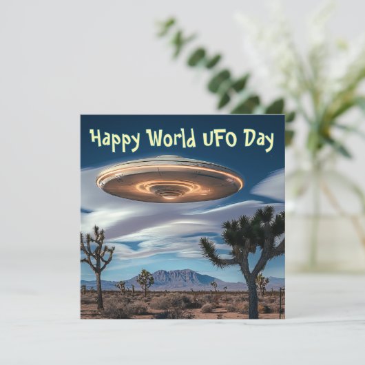 Happy World UFO Day Feestdagenkaart (Staand voorkant)