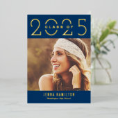 Happy Year Folie Afstuderen kondigt bewerkbare kle Uitnodiging (Staand Voorkant)