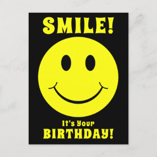 Happy Yellow Face Smile het is je Birthday Black Briefkaart