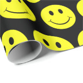 Happy Yellow Faces Pattern Black Cadeaupapier (Rol Hoek)