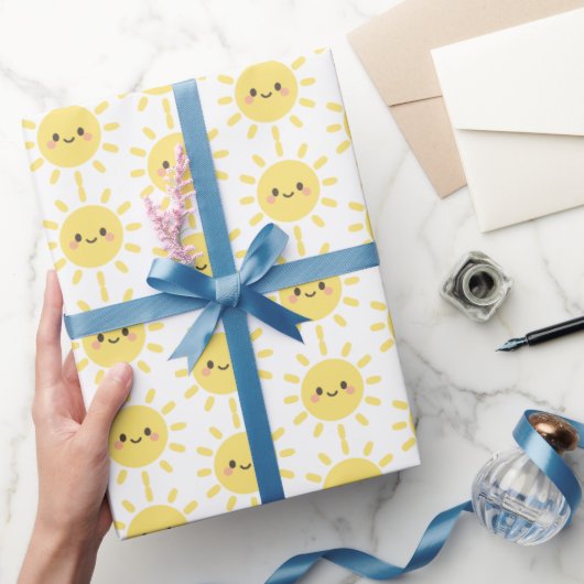 Happy Yellow Sunshine met een glimlachend gezicht Cadeaupapier (Geschenken)