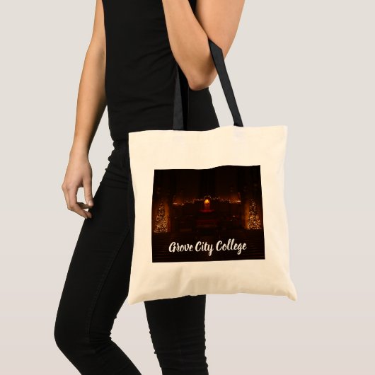 Harbison Chapel op het kerstgrove City College Tote Bag (Voorkant (product))