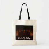 Harbison Chapel op het kerstgrove City College Tote Bag (Voorkant)