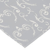 Harbour Mist Gray Contemmodern Swirl Table Runner Korte Tafelloper (Hoek)