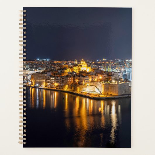 Harbour op Malta verlicht 's nachts Planner (Voorkant)