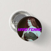 hard femme huntress pin/knop ronde button 3,2 cm (Voorkant /achterkant)