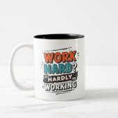 Hard werken? Nauwelijks werken - Grappig werk Gift Tweekleurige Koffiemok (Links)