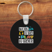 Hard werken Speel zo hard Grappig en Trending Quot Sleutelhanger (Voorkant)