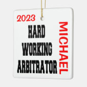 Hard werkende arbiter keramisch ornament (Links)