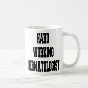 Hard werkende dermatoloog koffiemok