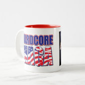 Hardcore MAGA Tweekleurige Koffiemok (Voorkant links)