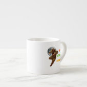 Hardloop Sasquatch Avontuur Geloof Ontwerp Espresso Kop (Voorkant rechts)