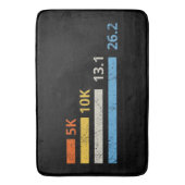 Hardloopafstanden I - 5K 10K 13.1 26.2 Marathoner Badmat (Voorkant Verticaal)