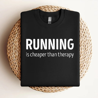 Hardlopen is goedkoper dan therapie grappig hardlo t-shirt