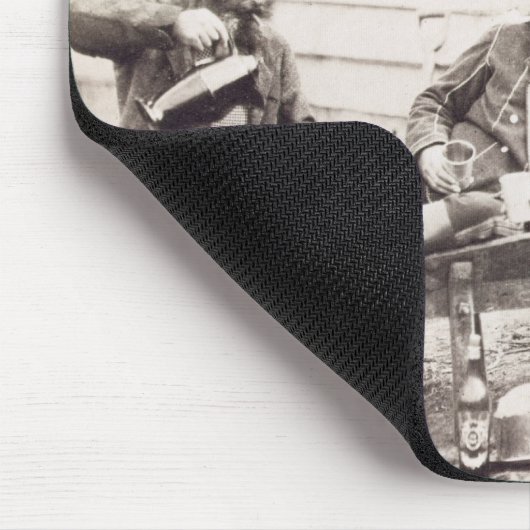 Hardships in het kamp (Kolonel Lowe en Captains B) Muismat (Hoek)