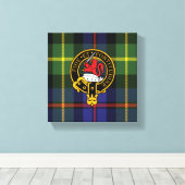 Hardy Scottish Crest en Tartan Canvas Print (Insitu (Houten vloer))