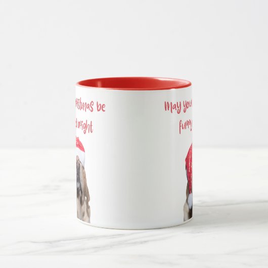 Harige en heldere kerst, grappige kersthond rood mok (Midden)