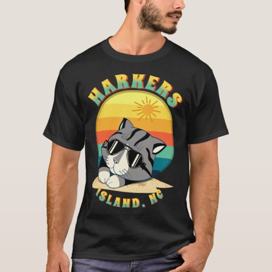 Harkers Island NC Summertime Vacationing Chillin F T-shirt (Voorkant)