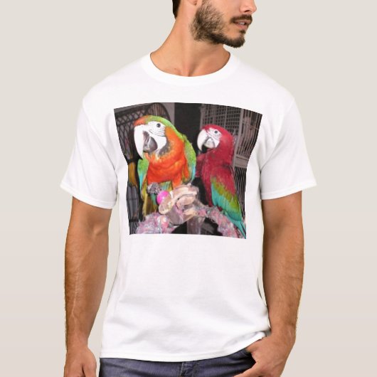 Harlequin en Scarlet Macaws T-shirt (Voorkant)