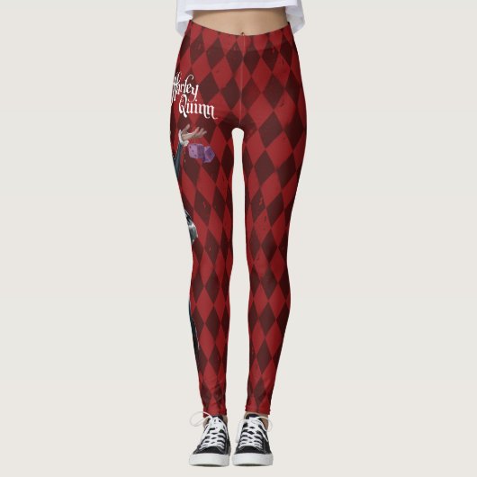 Harley Quinn met Fuzzy Dice Leggings (Voorkant)