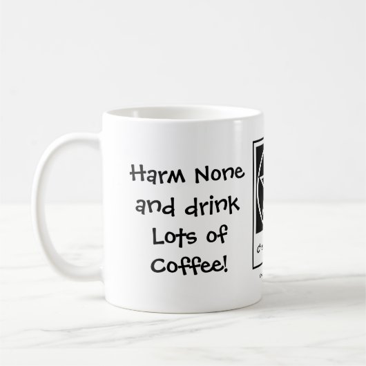 Harm Geen en Drink veel koffie! Cheeky Witch Mok (Links)
