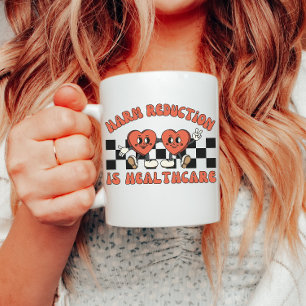 Harm Reduction is gezondheidszorg, draag Narcan, s Koffiemok