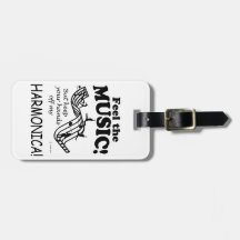 Harmonica voelt de muziek