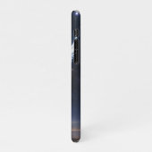 Harmonie vernieuwd: aardse beschermer 2024 iPhone hoesje (Linkerkant)