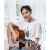 Harmonieuze madeliefjes, gitaaroptredens en zangvo