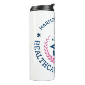 Harmony Heights Healthcare Solutions Company Logo Thermosbeker (Gedraaid links)