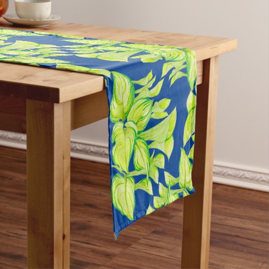 'Harmony in Green' op een Table Runner Korte Tafelloper (Voorbeeld)