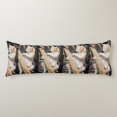 Harmony of Strings – Surreal Cat Body Pillow Lichaamskussen (Voorkant)