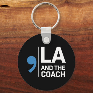 Harris Walz 2024 Komma La en The Coach 2024  Sleutelhanger