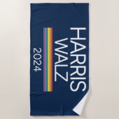 Harris Walz 2024 Rainbow LGBTQ Pride Flag Strandlaken (Voorkant)