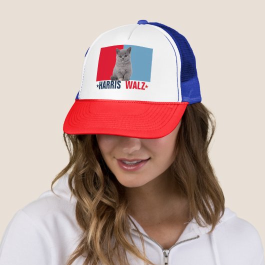 Harris Walz 2024 - Rood Blauw Trucker Pet (In situ)
