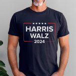 Harris Walz 2024 Verkiezing Navy Mannen T-shirt<br><div class="desc">Kamala Harris voor President en Tim Walz voor vice-President 2024 Amerikaanse presidentsverkiezingen Navy Blue Mannen Eenvoudig en modern design in rode en witte kleuren met sterren en strepen accenten.</div>