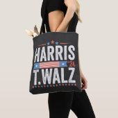 Harris Walz 2024 Verkiezingen Kamala Tim Waltz Tote Bag (Dichtbij)