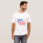 Harris Walz 2024 voor het volk T-shirt (Voorkant volledig)