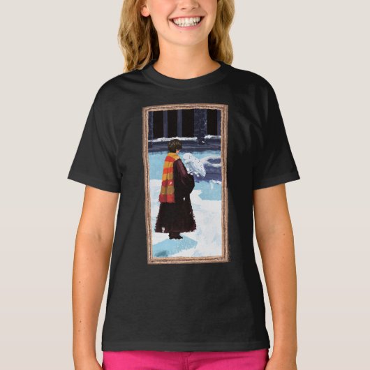 HARRY POTTER™ & Hedwig in HOGWARTS™ Courtyard T-shirt (Voorkant)