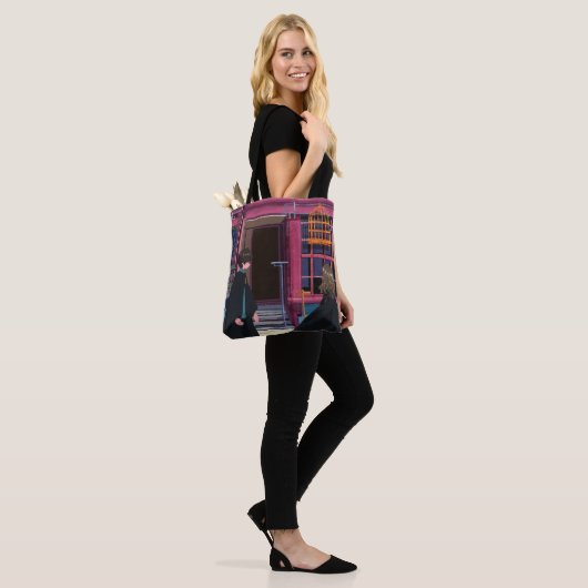 HARRY POTTER™ & Hermione bij Eeylops Owl Emporium Tote Bag (Op model)