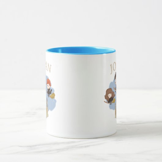 HARRY POTTER™, Hermione, & Ron Fly Over HOGWARTS™ Mok (Midden)