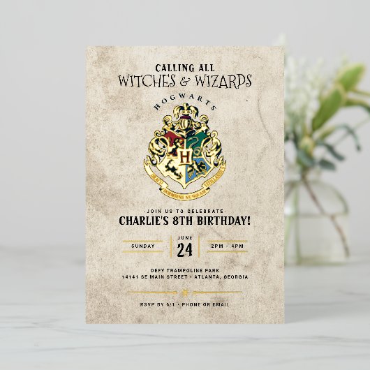 Harry Potter Hogwarts Crest Birthday Folie Uitnodiging (Staand Voorkant)