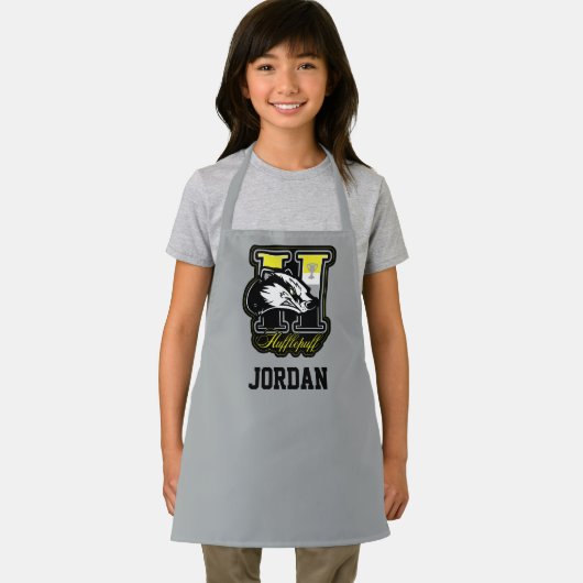 HARRY POTTER™ | HUFFLEPUFF™ Athletic Badge Schort (Insitu)