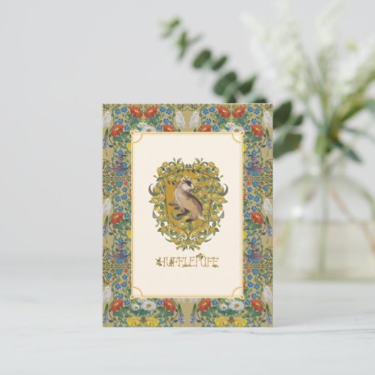 HARRY POTTER™ | HUFFLEPUFF™ Crest Briefkaart (Staand voorkant)