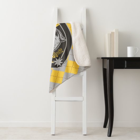 Harry Potter | Hufflepuff House Pride Crest Sherpa Deken (In situ)