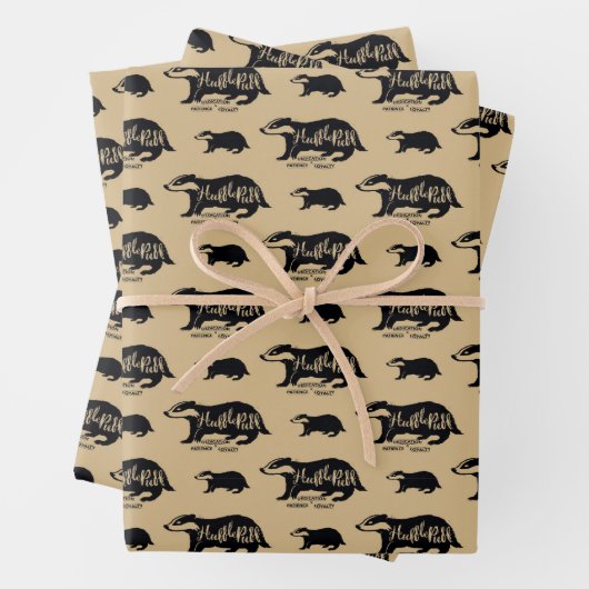 Harry Potter | HUFFLEPUFF™ Silhouette Typografie Inpakpapier Vel (In situ)