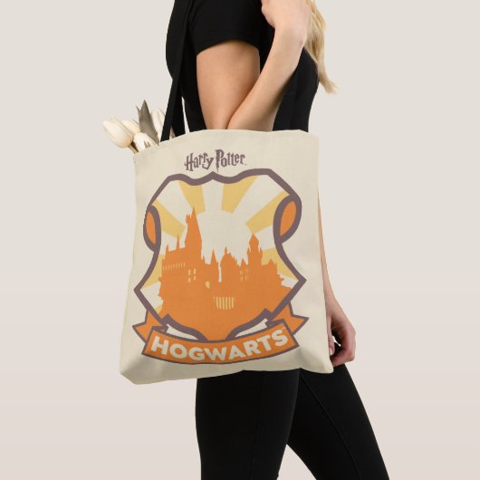 HARRY POTTER™ | Summer Magic HOGWARTS™ Crest Tote Bag (Dichtbij)